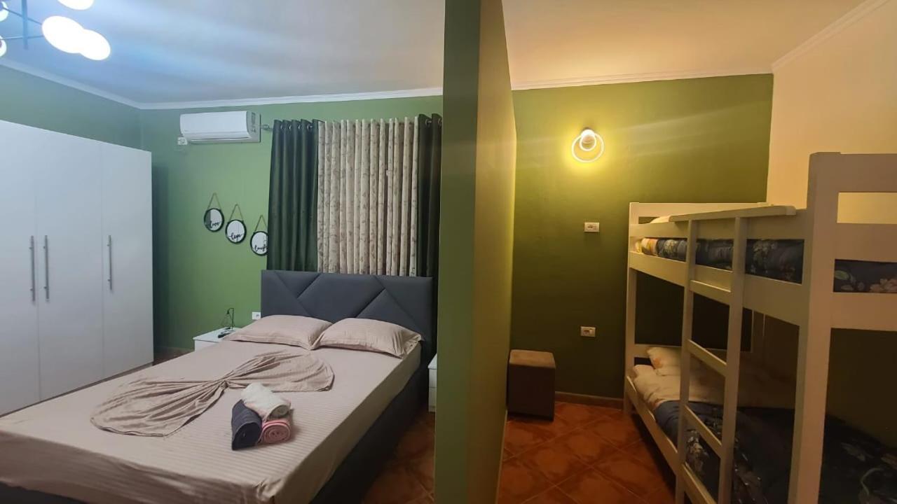 Guest House Tian & Hojz Дуррес Экстерьер фото